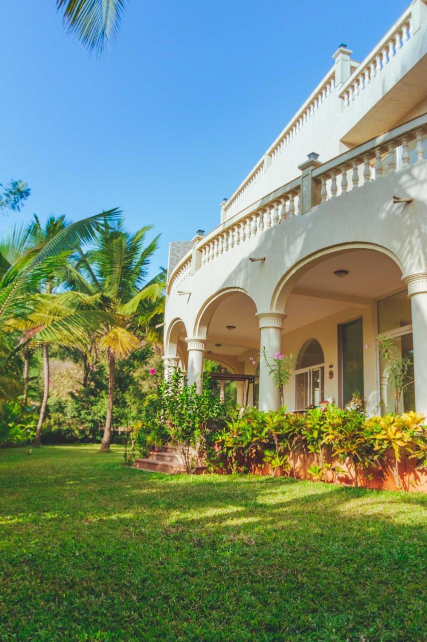 Saffronstays La Casa Maestro, Kashid - Spanish-Style Luxury Villa Near Kashid Beach Dış mekan fotoğraf